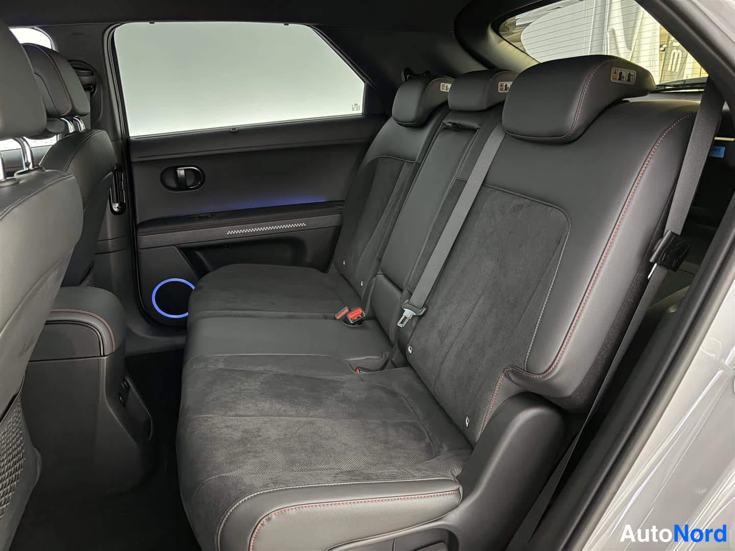 Harmaa Hyundai IONIQ 5 2026, kuva 18