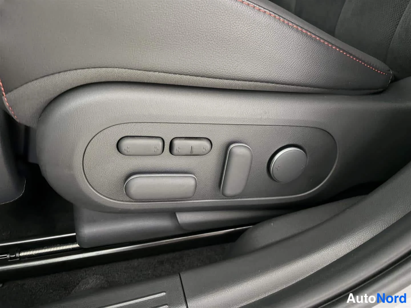 Harmaa Hyundai IONIQ 5 2026, kuva 34