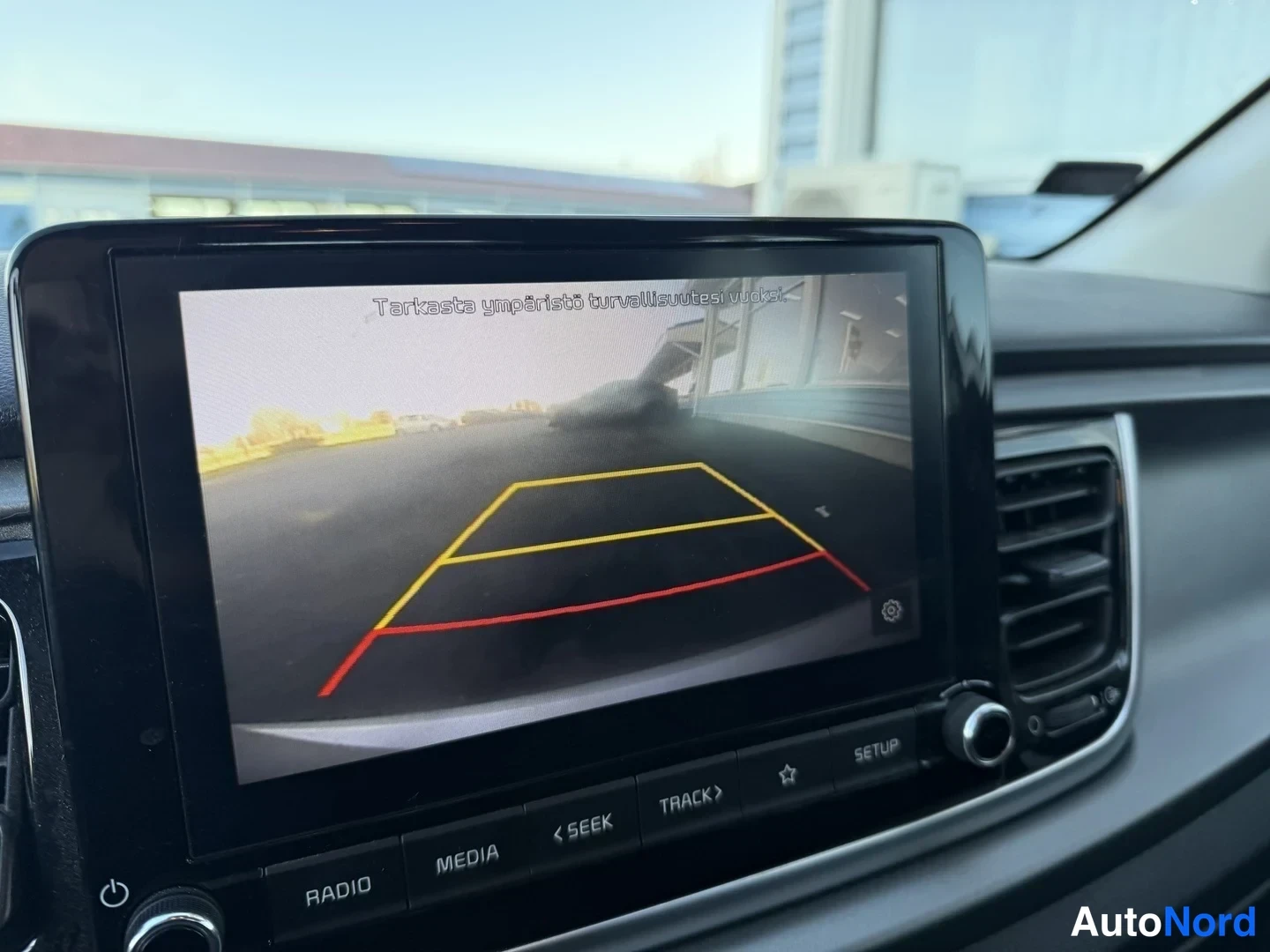Silver Kia Rio 2021, detail, photo 6