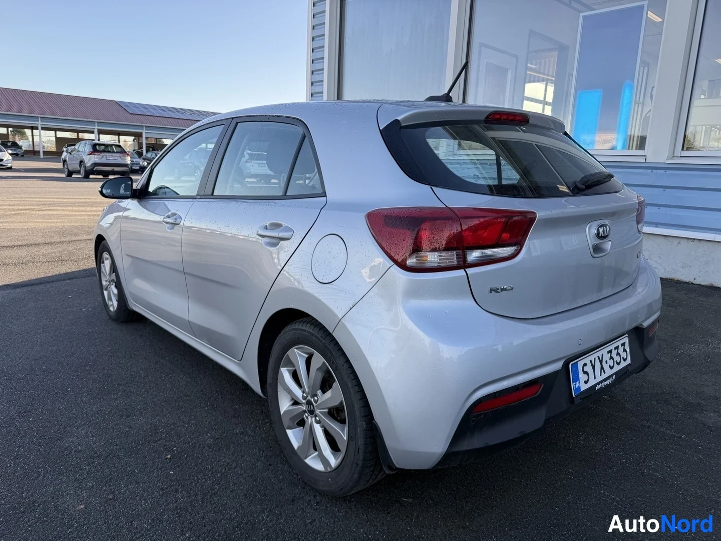 Silver Kia Rio 2021, rear three-quarter, photo 2