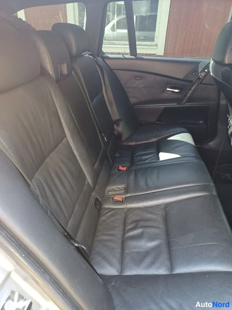 Harmaa BMW 525d 2005, takaistuimet, kuva 12