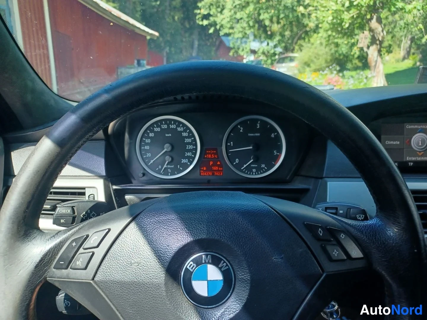 Harmaa BMW 525d 2005, yksityiskohta, kuva 15