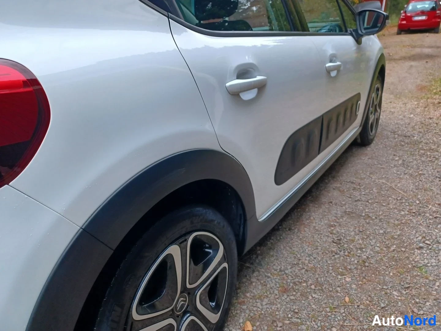 Valkoinen Citroen C3 2017, takaviisto, kuva 12
