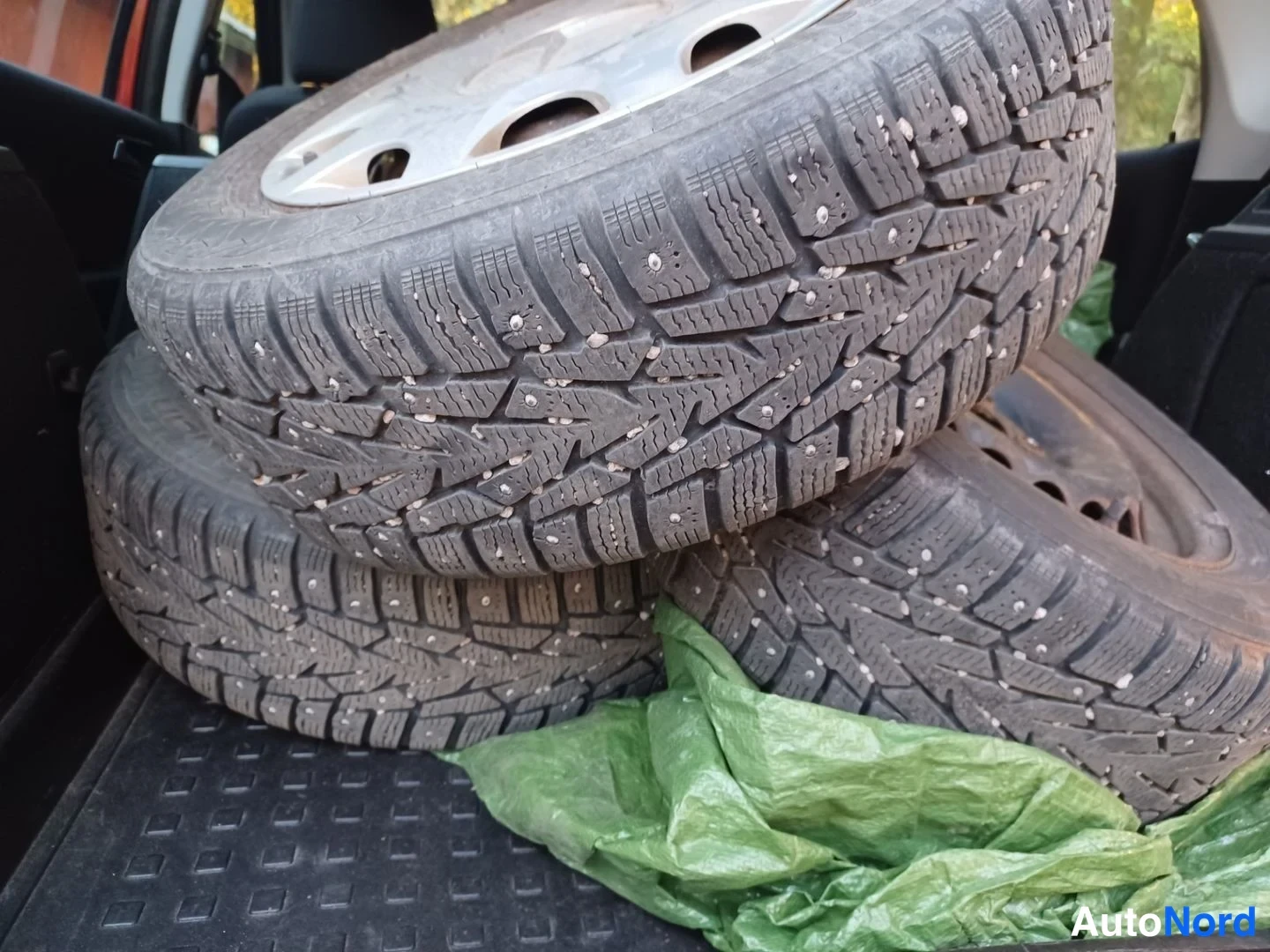 Punainen Mercedes-Benz A  Viistoper 2005, yksityiskohta, kuva 13