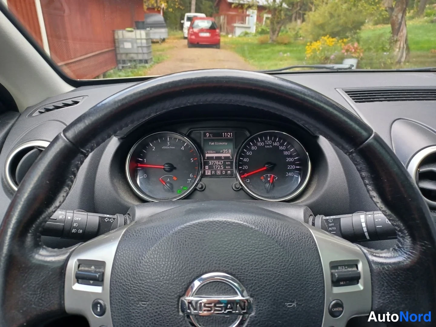 Beige Nissan Qashqai+2 2011, yksityiskohta, kuva 19