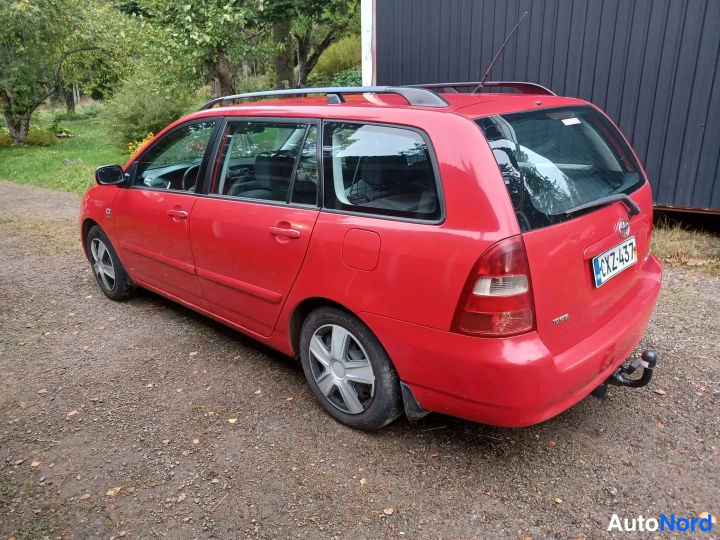 Punainen Toyota Corolla 2004, takaviisto, kuva 7
