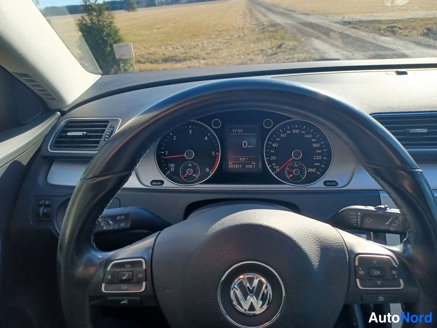 Harmaa Volkswagen Passat Variant 2013, yksityiskohta, kuva 13