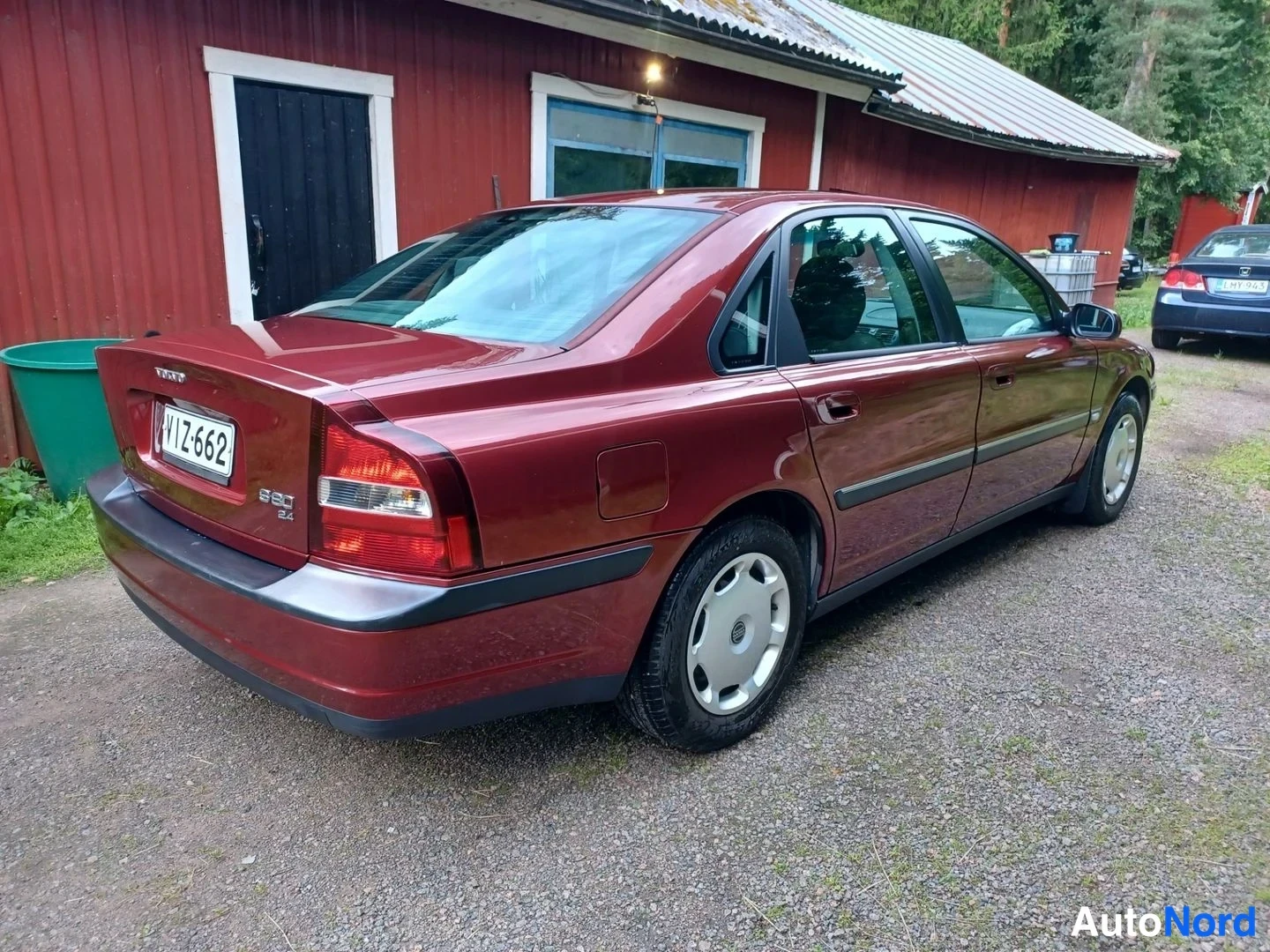 Punainen Volvo S80 2000, takaviisto, kuva 10