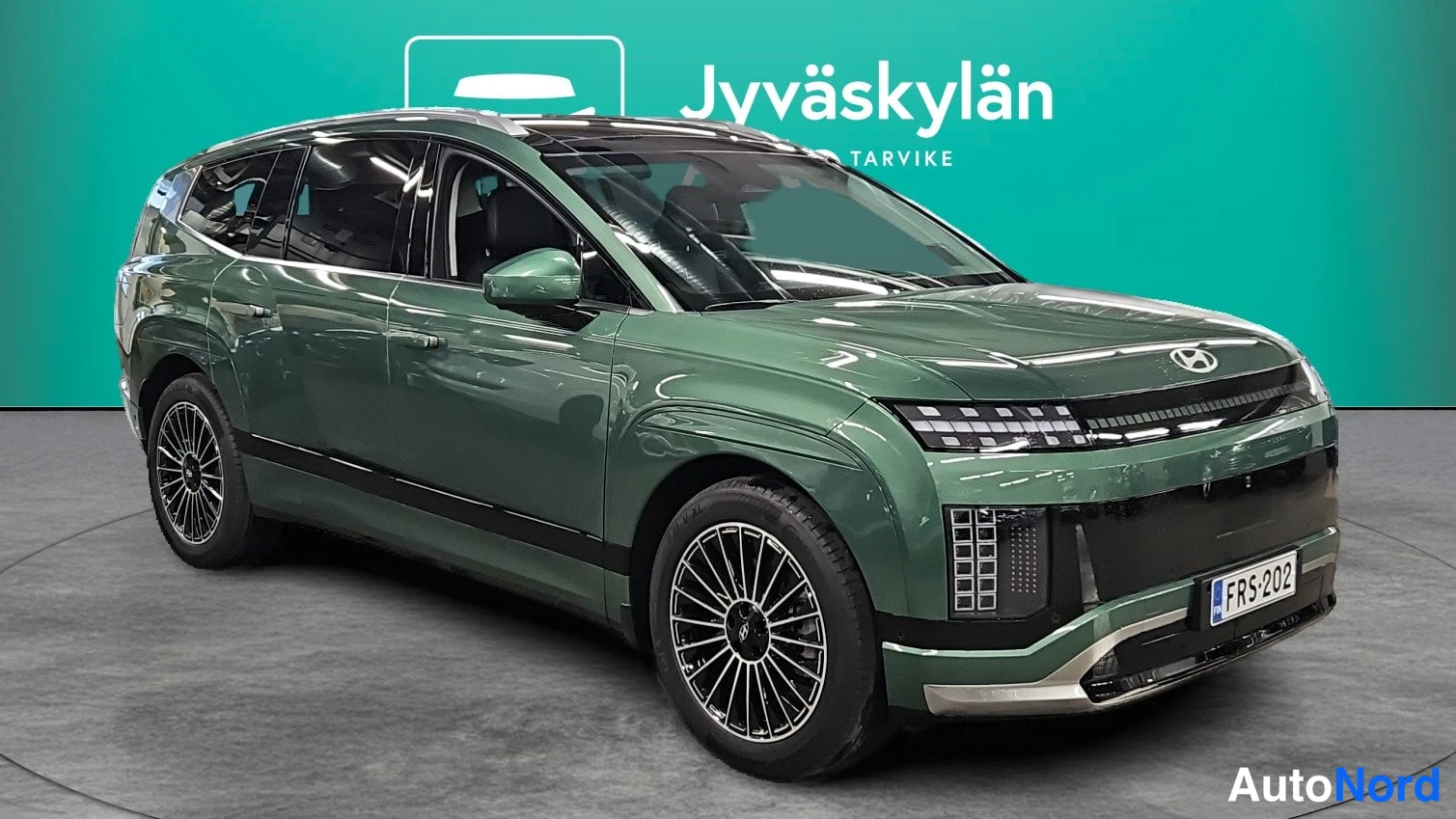 Vihreä Hyundai IONIQ 9 2026, etuviisto, keula oikealle, kuva 5