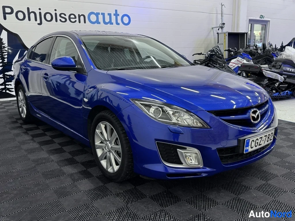 Sininen Mazda 6 2010, etuviisto, keula oikealle, kuva 2