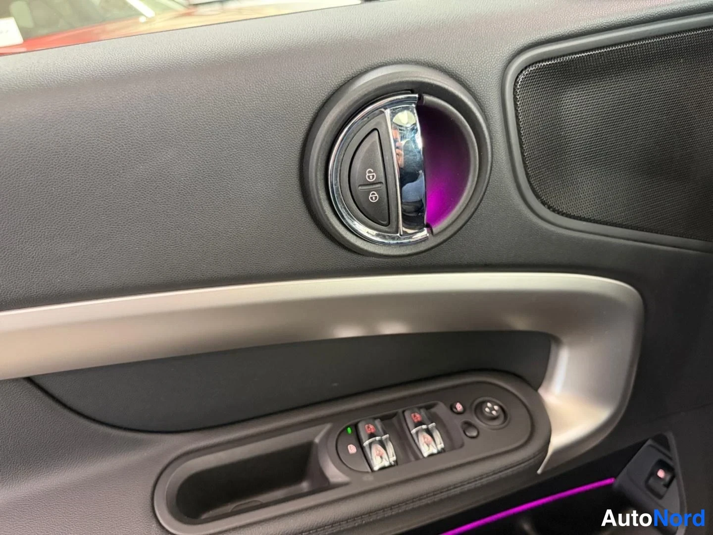 Musta Mini Countryman Cooper SE ALL4 2023, yksityiskohta, kuva 25