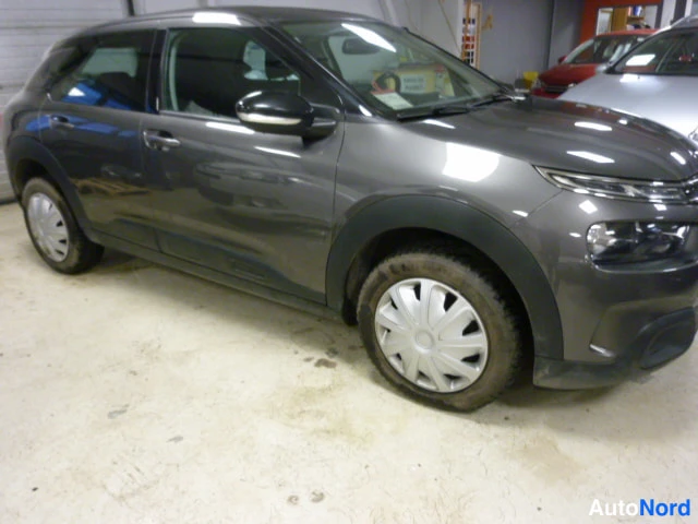 Harmaa Citroen C4 Cactus 2020, etuviisto, keula oikealle, kuva 2