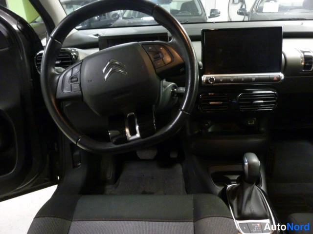 Harmaa Citroen C4 Cactus 2020, ohjaamo, kuva 5