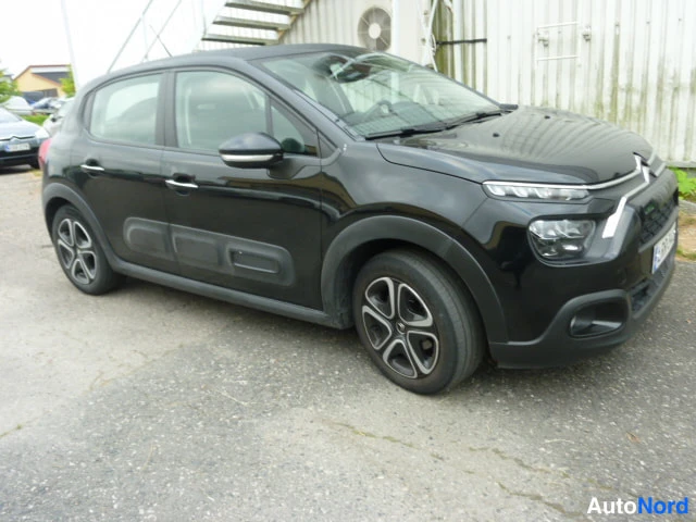 Musta Citroen C3 2023, etuviisto, keula oikealle, kuva 2