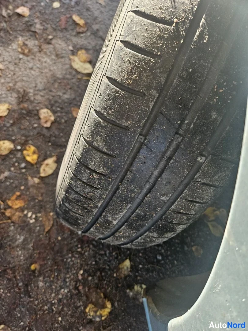 Hopea Ford Focus 2004, yksityiskohta, kuva 6