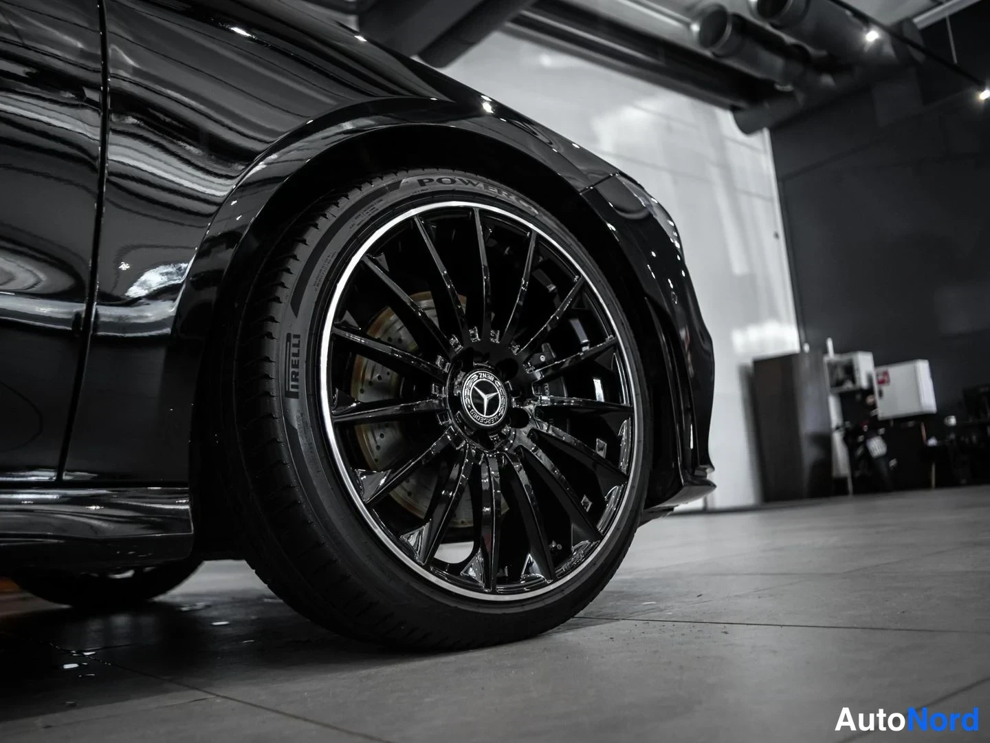 Musta Mercedes-Benz CLA 220 4MATIC 2020, yksityiskohta, kuva 15
