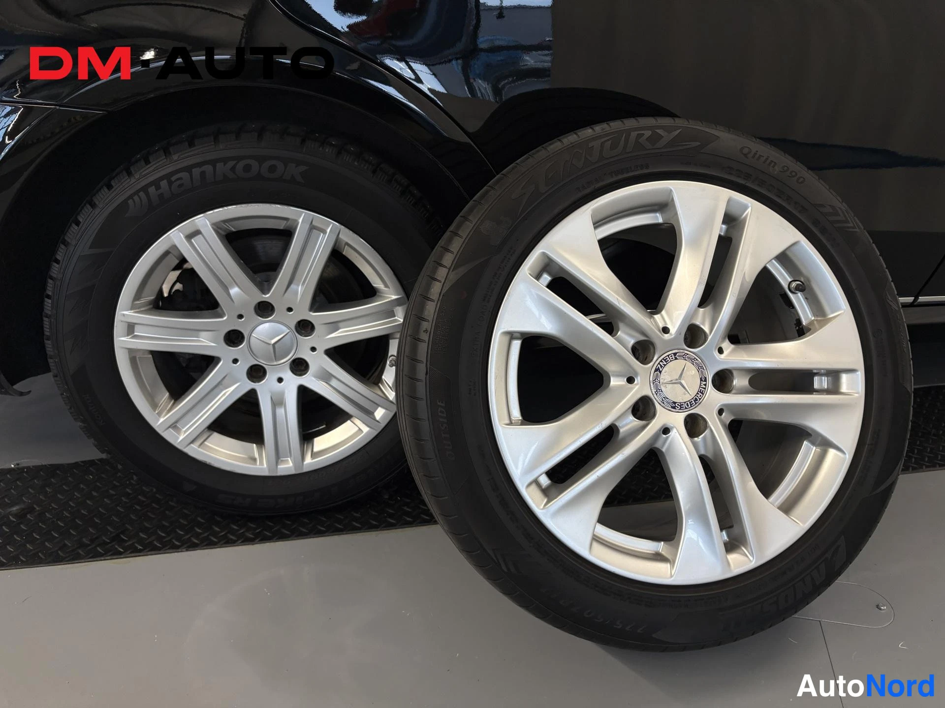 Musta Mercedes-Benz E 200 d 2014, yksityiskohta, kuva 27