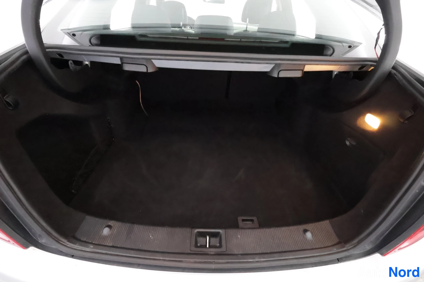 Hopea Mercedes-Benz C 220 CDI 2007, tavaratila, kuva 21