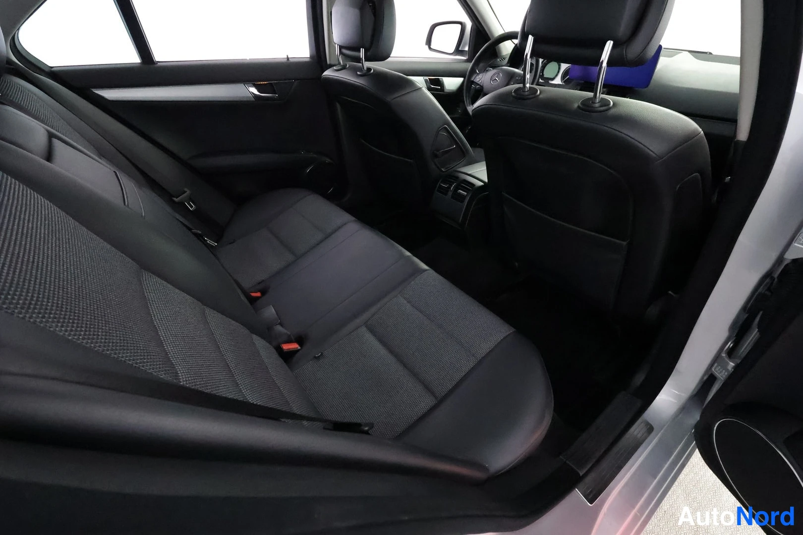 Hopea Mercedes-Benz C 220 CDI 2007, takaistuimet, kuva 15
