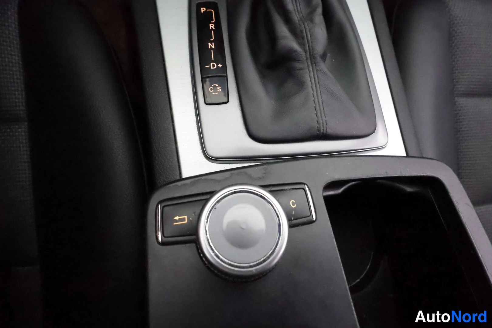 Hopea Mercedes-Benz C 220 CDI 2007, yksityiskohta, kuva 24
