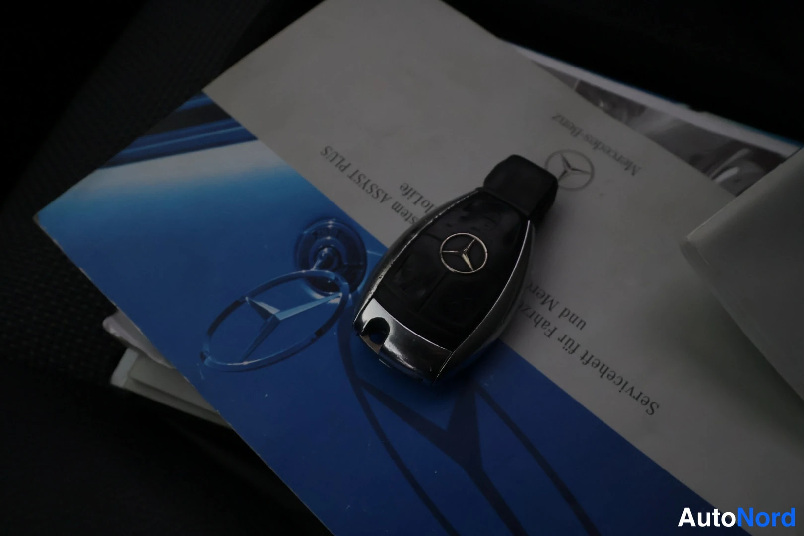 Hopea Mercedes-Benz C 220 CDI 2007, yksityiskohta, kuva 36