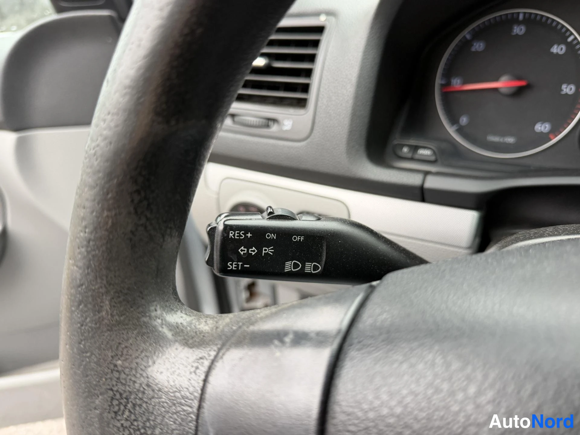 Hopea Volkswagen Jetta 2006, yksityiskohta, kuva 16