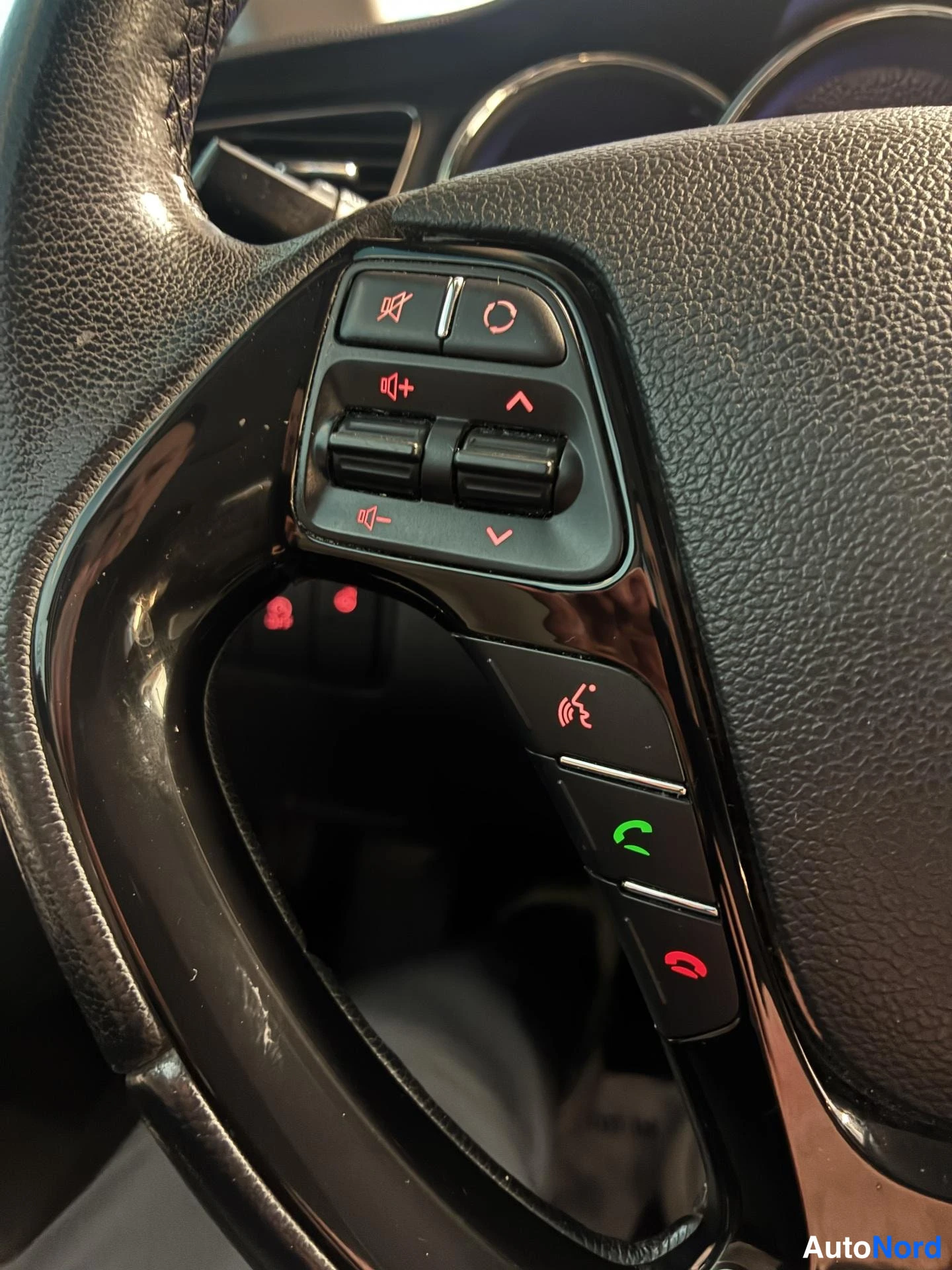 Harmaa Kia Ceed 2014, yksityiskohta, kuva 18
