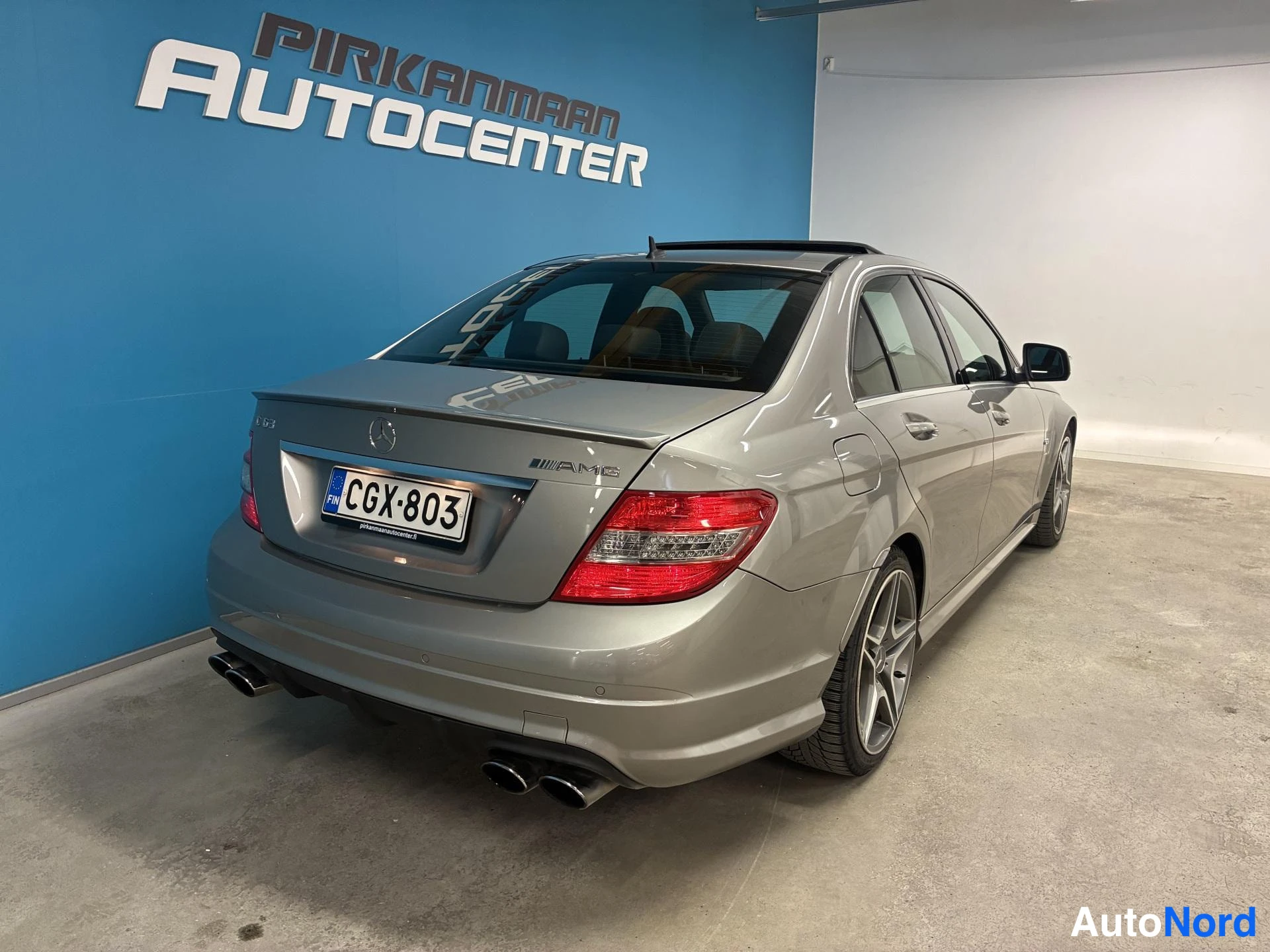 Hopea Mercedes-Benz C 63 2008, takaviisto, kuva 6