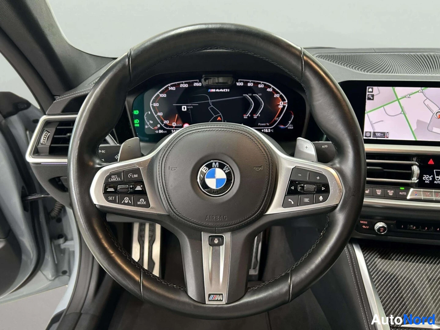 Harmaa BMW M440i 2022, ohjaamo, kuva 10