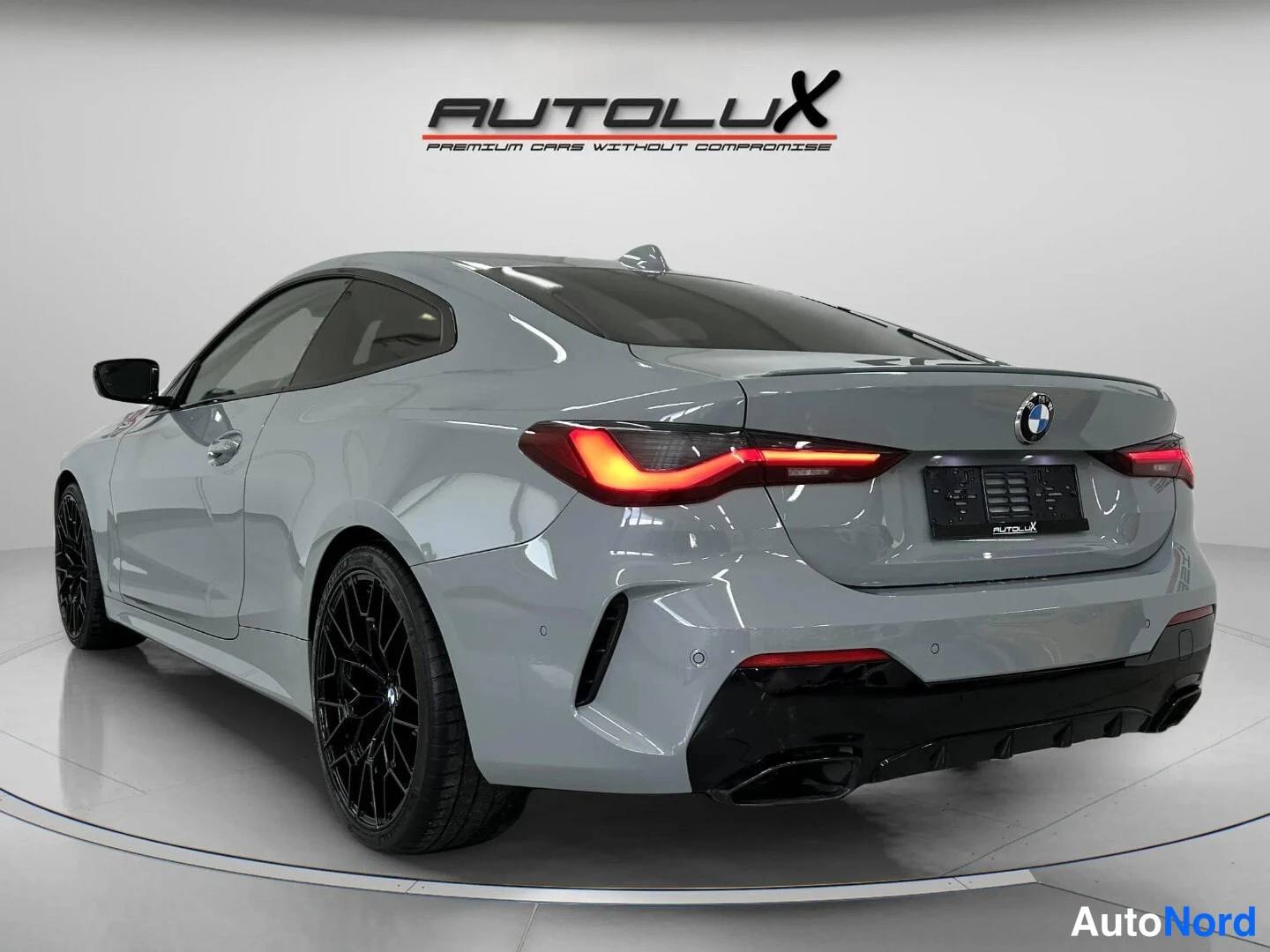 Harmaa BMW M440i 2022, takaviisto, kuva 6