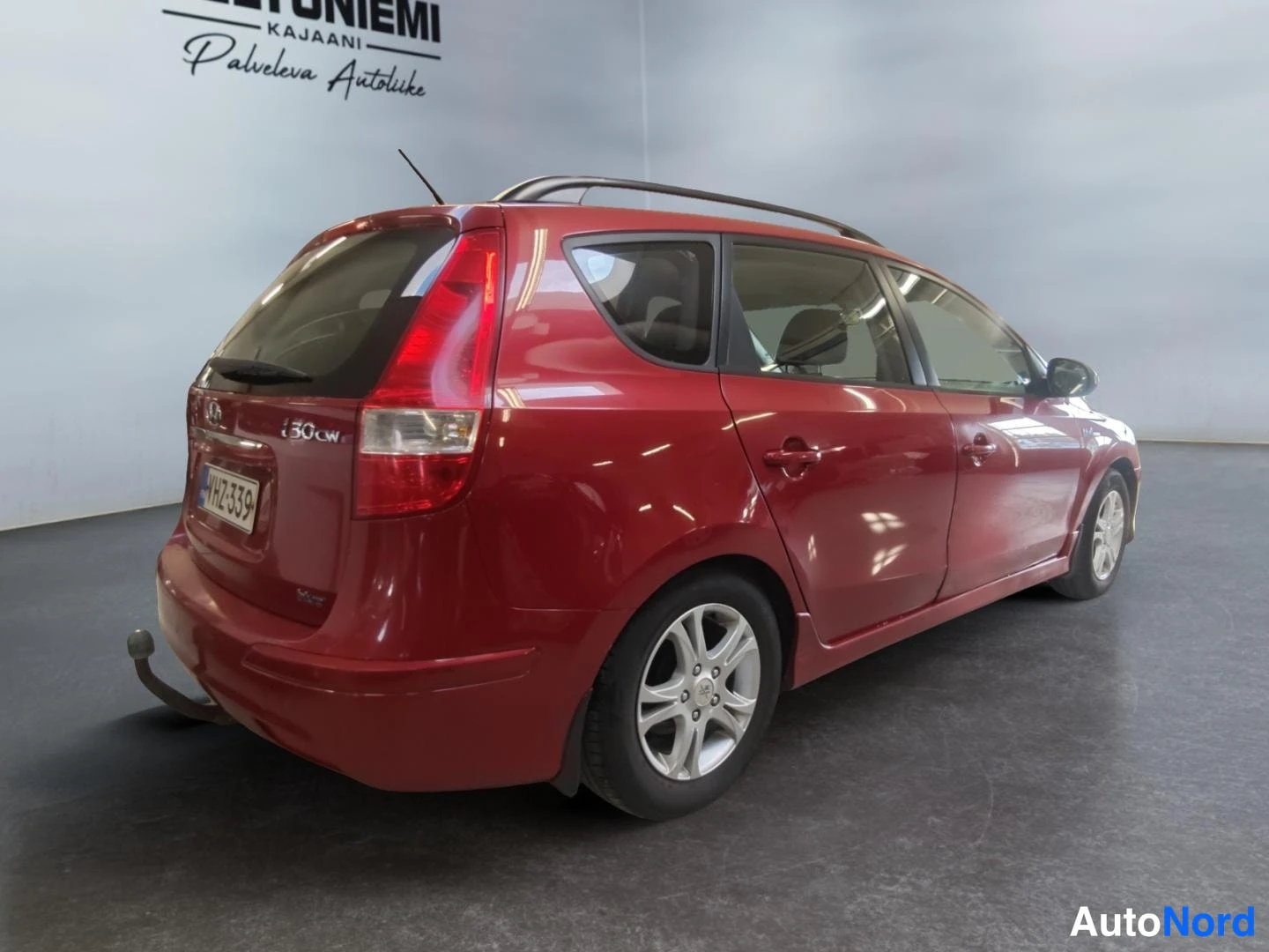 Punainen Hyundai i30 2011, takaviisto, kuva 6