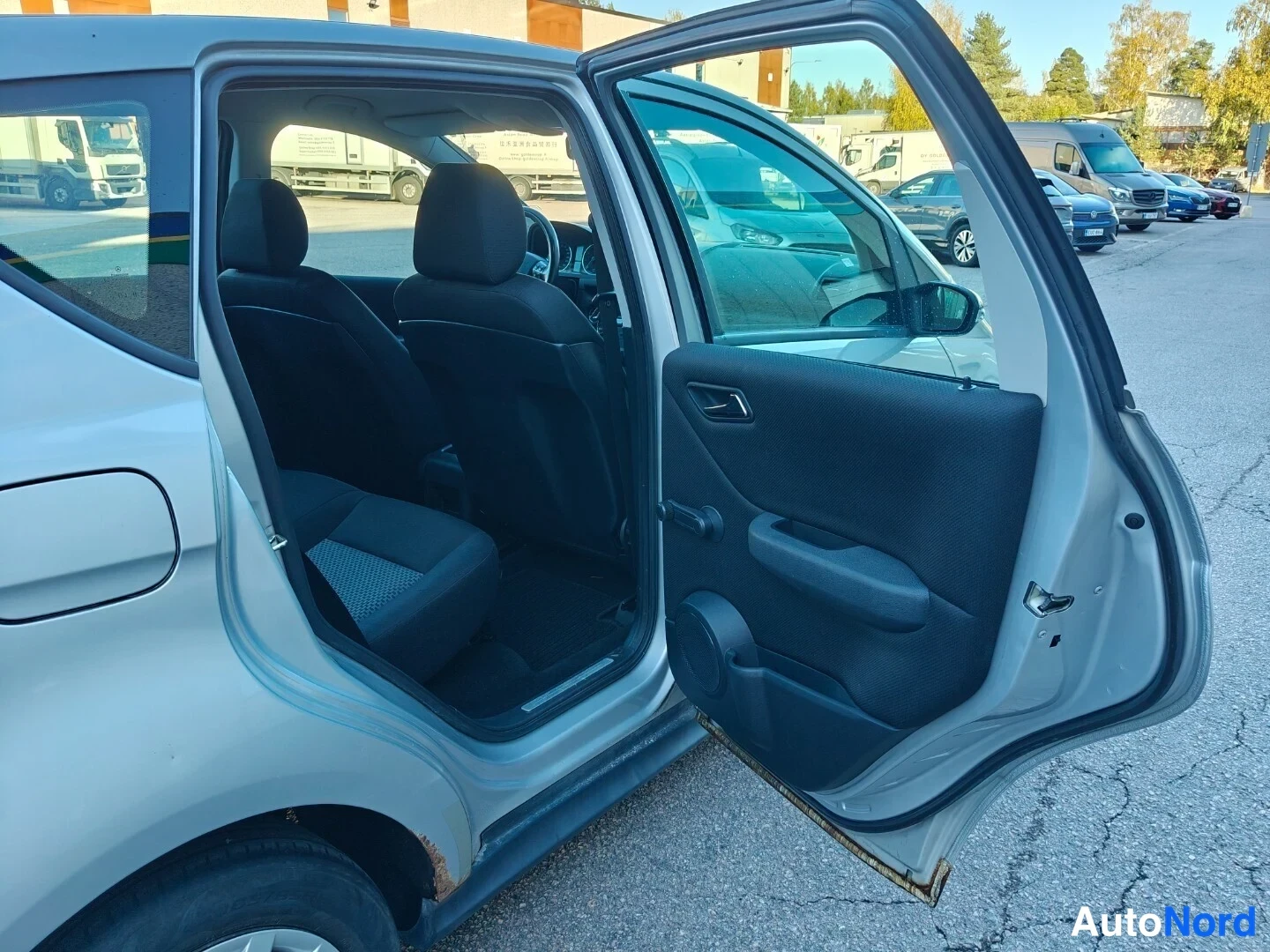Hopea Mercedes-Benz A 150 2006, takaistuimet, kuva 17