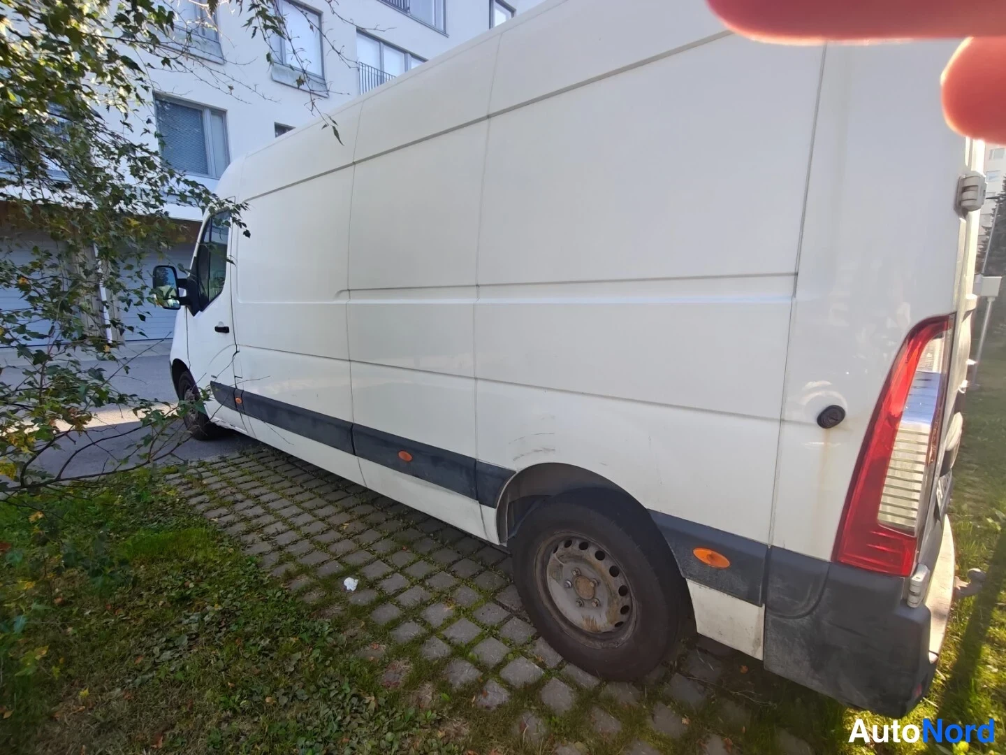 Valkoinen Opel Movano 2012, takaviisto, kuva 7