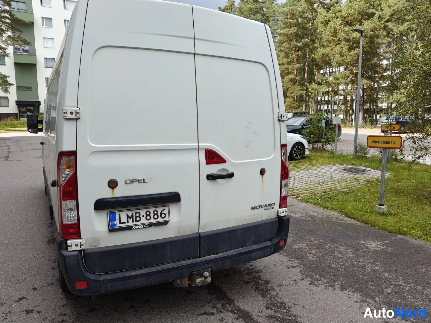 Valkoinen Opel Movano 2012, takaa, kuva 9