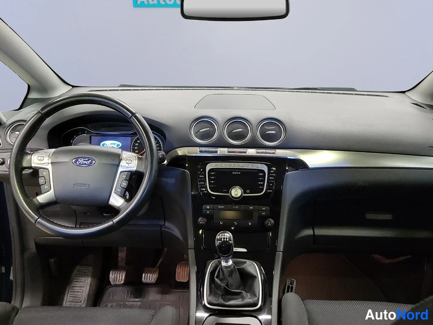 Sininen Ford S-MAX 2013, ohjaamo, kuva 9