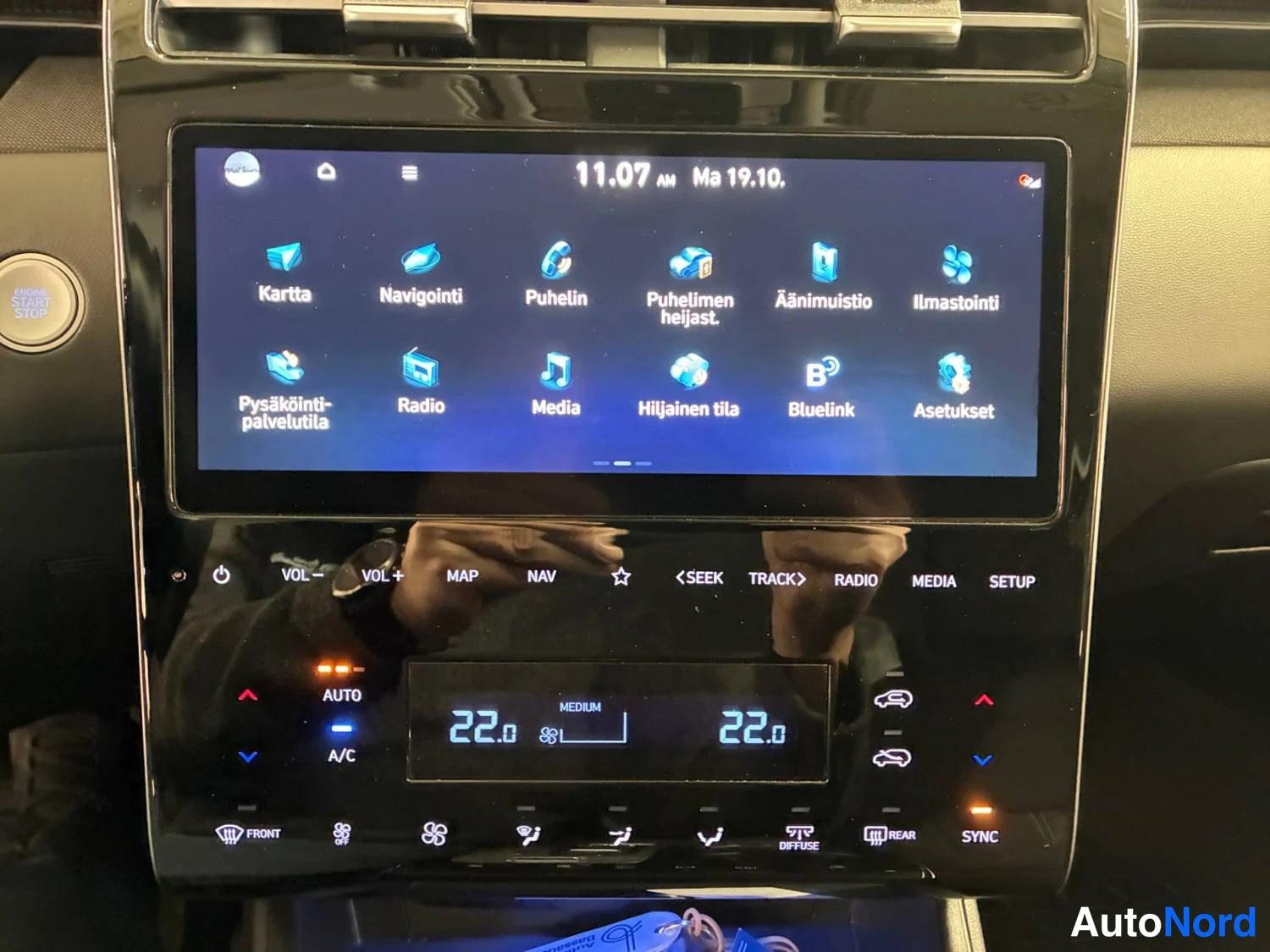 Punainen Hyundai Tucson 2024, yksityiskohta, kuva 23