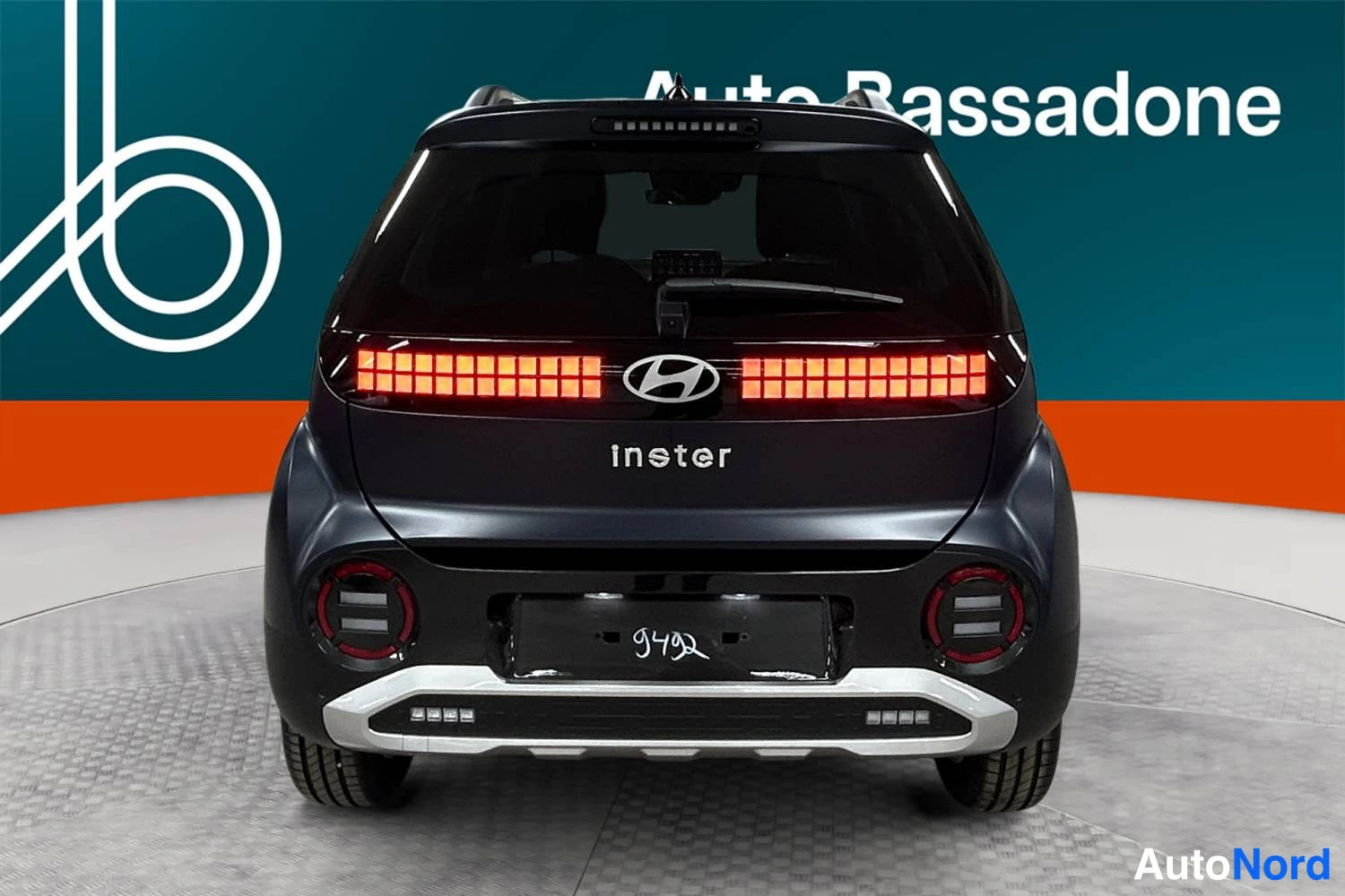 Sininen Hyundai Inster 2026, takaa, kuva 8