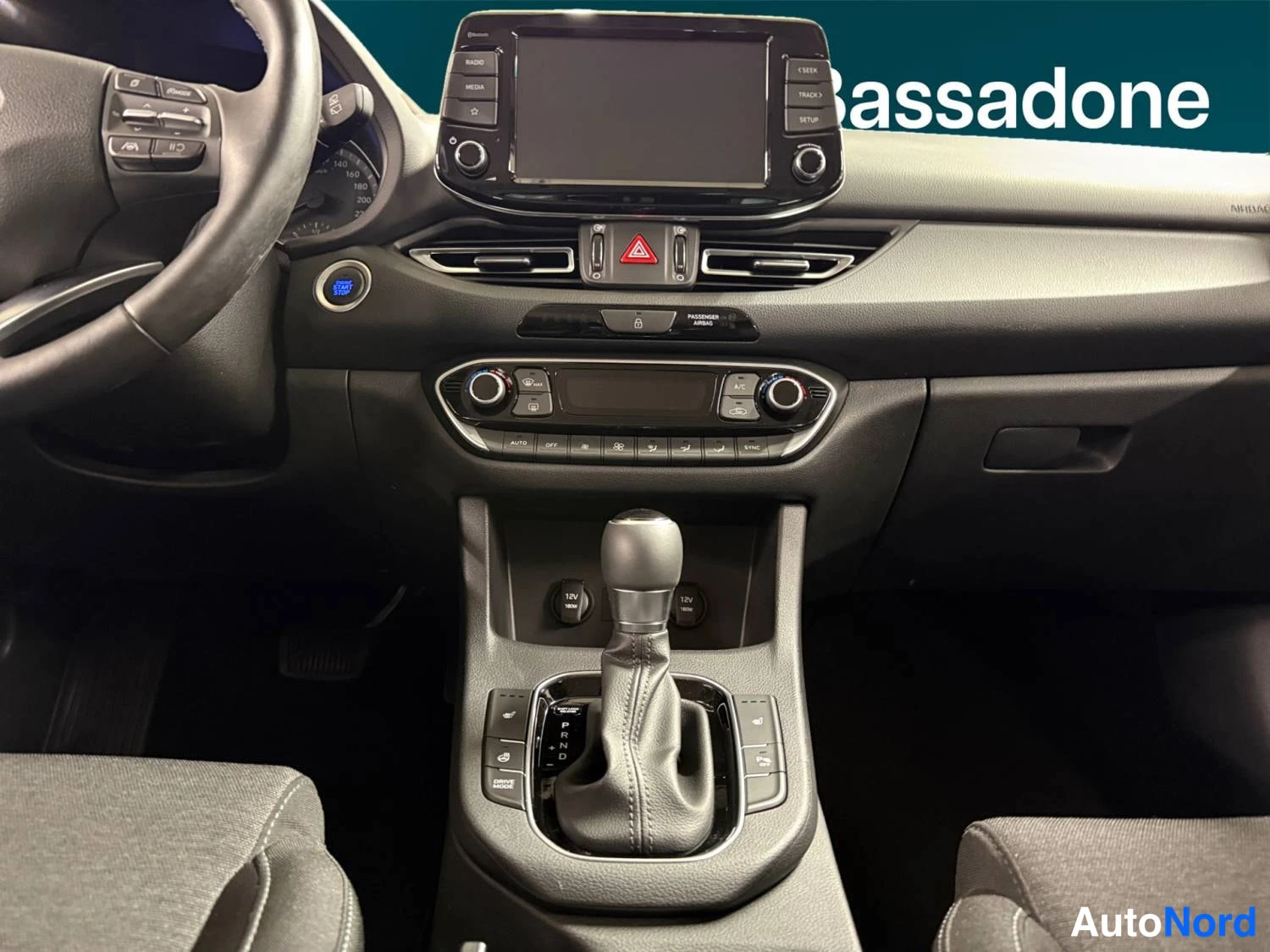 Black Hyundai I30 2023, cockpit, photo 11