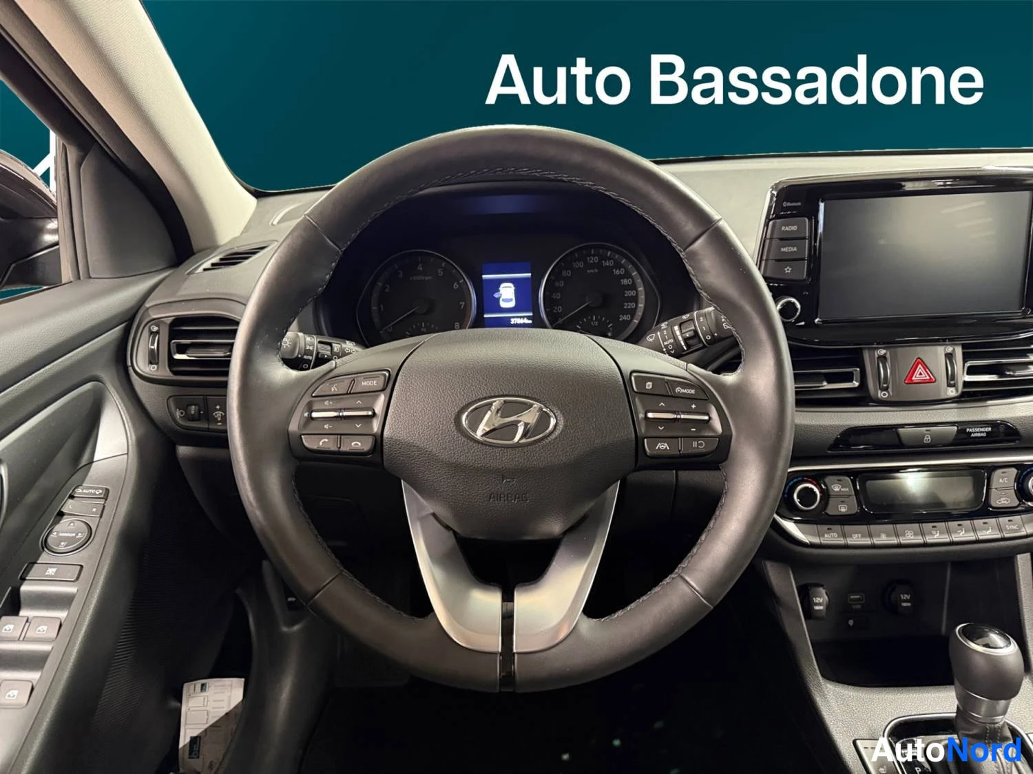 Black Hyundai I30 2023, cockpit, photo 12