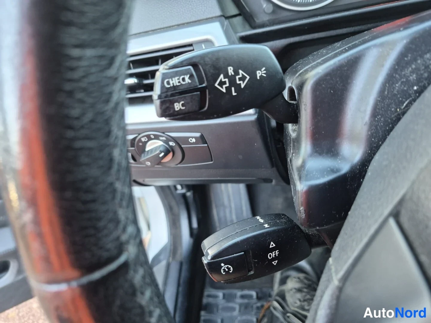 Hopea BMW 520d 2008, yksityiskohta, kuva 24