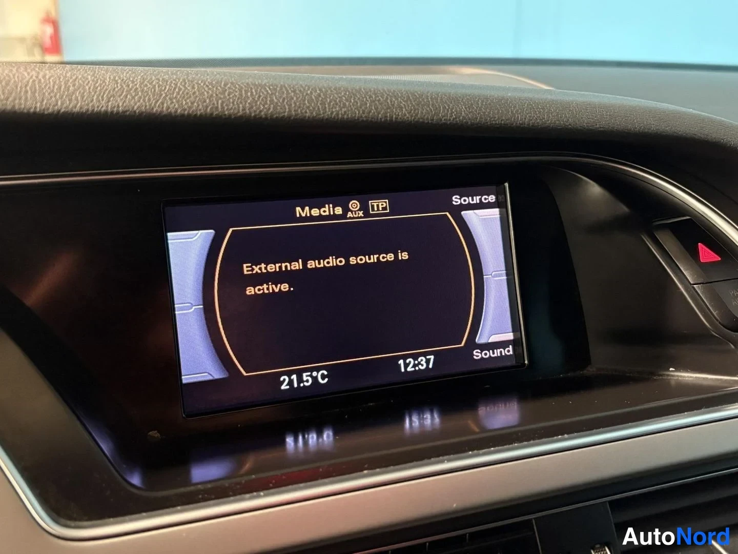 Harmaa Audi A4 Avant 2012, yksityiskohta, kuva 16