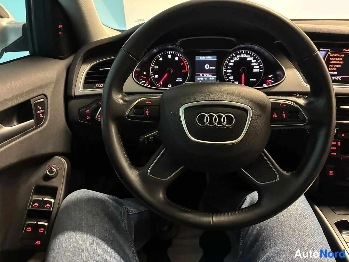 Hopea Audi A4 Avant 2013, yksityiskohta, kuva 14