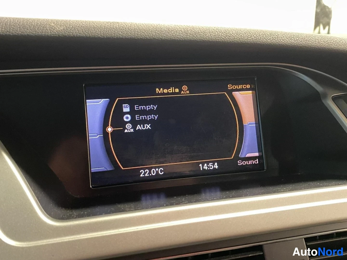 Sininen Audi A4 Avant 2010, yksityiskohta, kuva 17