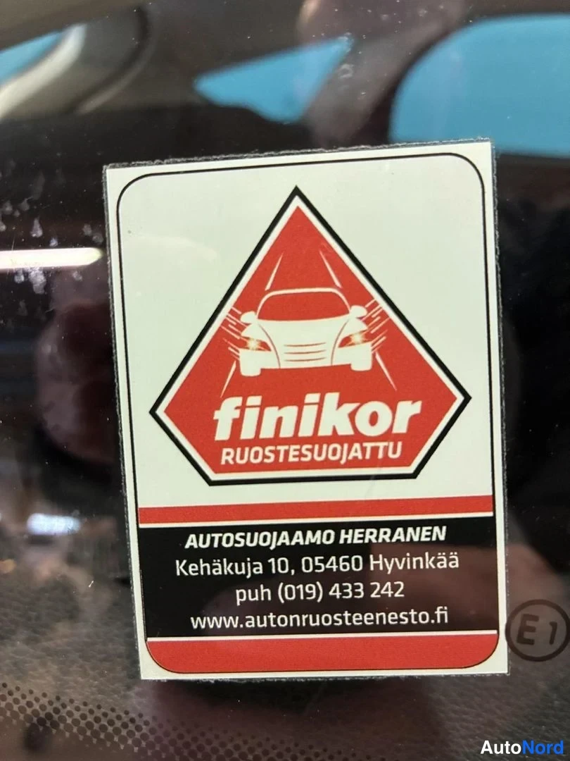 Harmaa Ford Focus 2012, yksityiskohta, kuva 20
