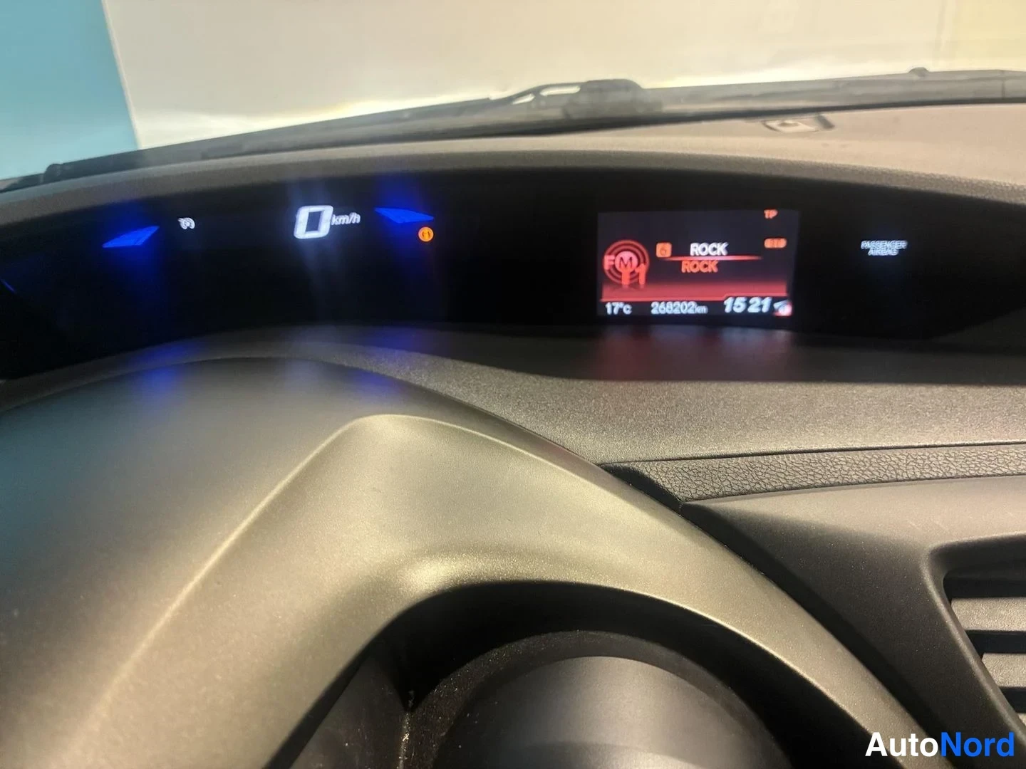 Punainen Honda Civic 2012, yksityiskohta, kuva 22
