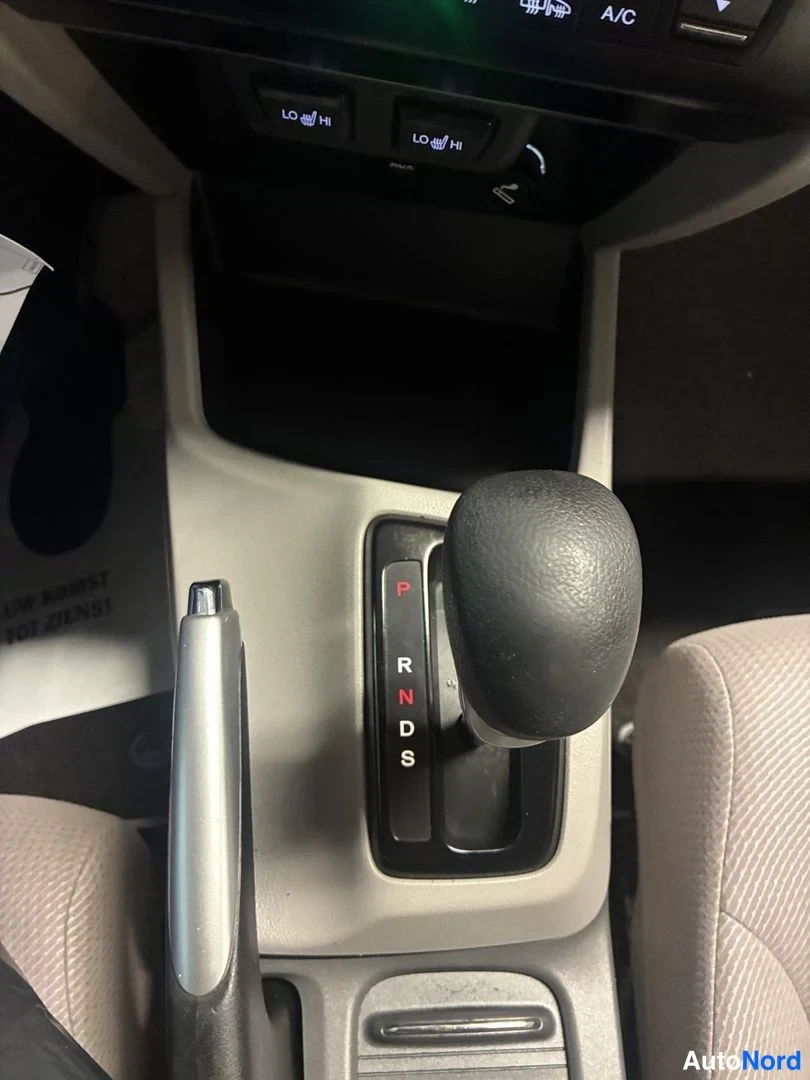 Harmaa Honda Civic 2012, yksityiskohta, kuva 18