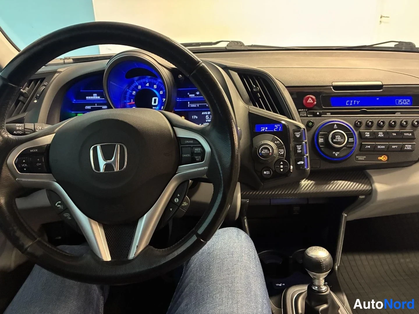 Punainen Honda CR-Z 2011, ohjaamo, kuva 9