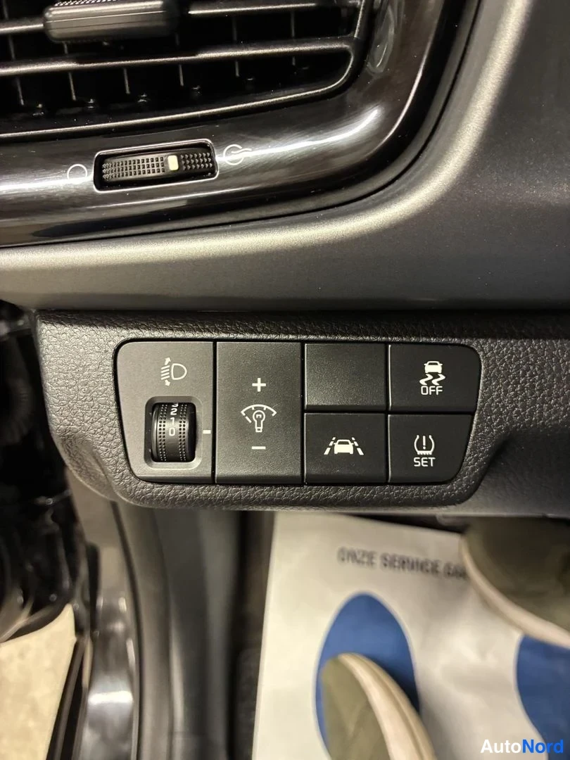 Musta Kia Rio 2018, yksityiskohta, kuva 16