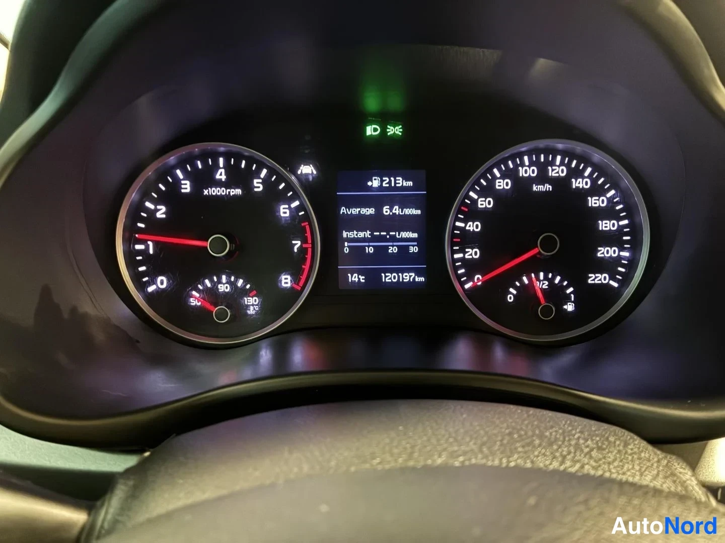 Musta Kia Rio 2018, yksityiskohta, kuva 17