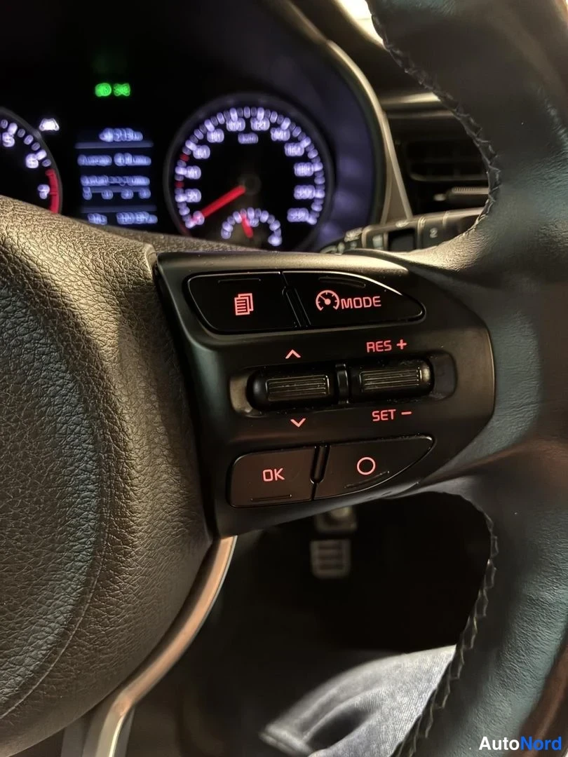 Musta Kia Rio 2018, yksityiskohta, kuva 18